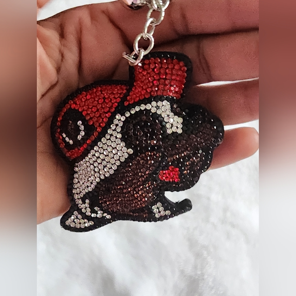 Buc-ee Sparkling Red and Brown Beever Keychain Bag Charm - Picture 5 of 6